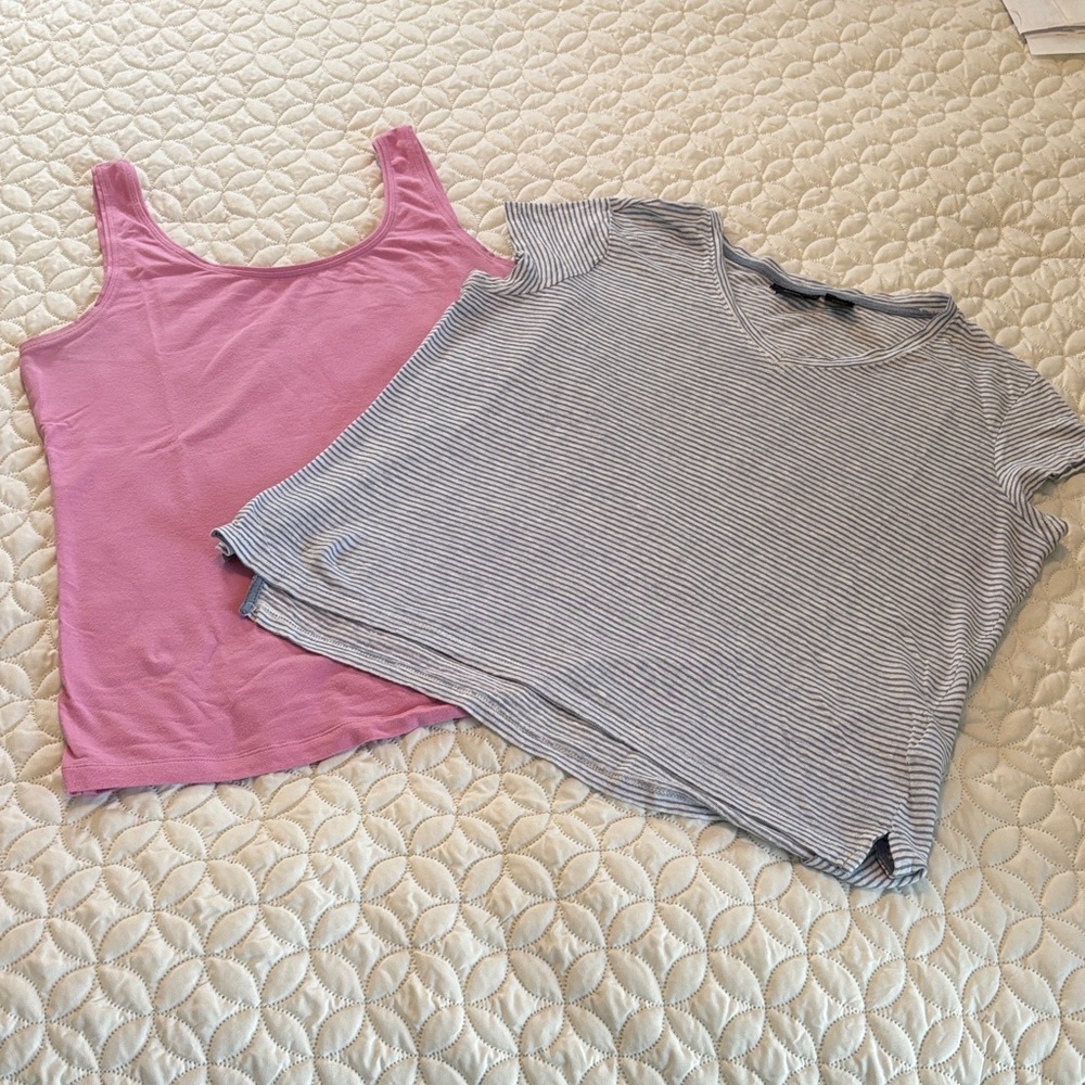 Tahari Striped Blue 100% Linen Hi/lo Top  and Talbots Stretch layering Tank Top